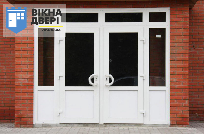 Протизламні вхідні пластикові двері